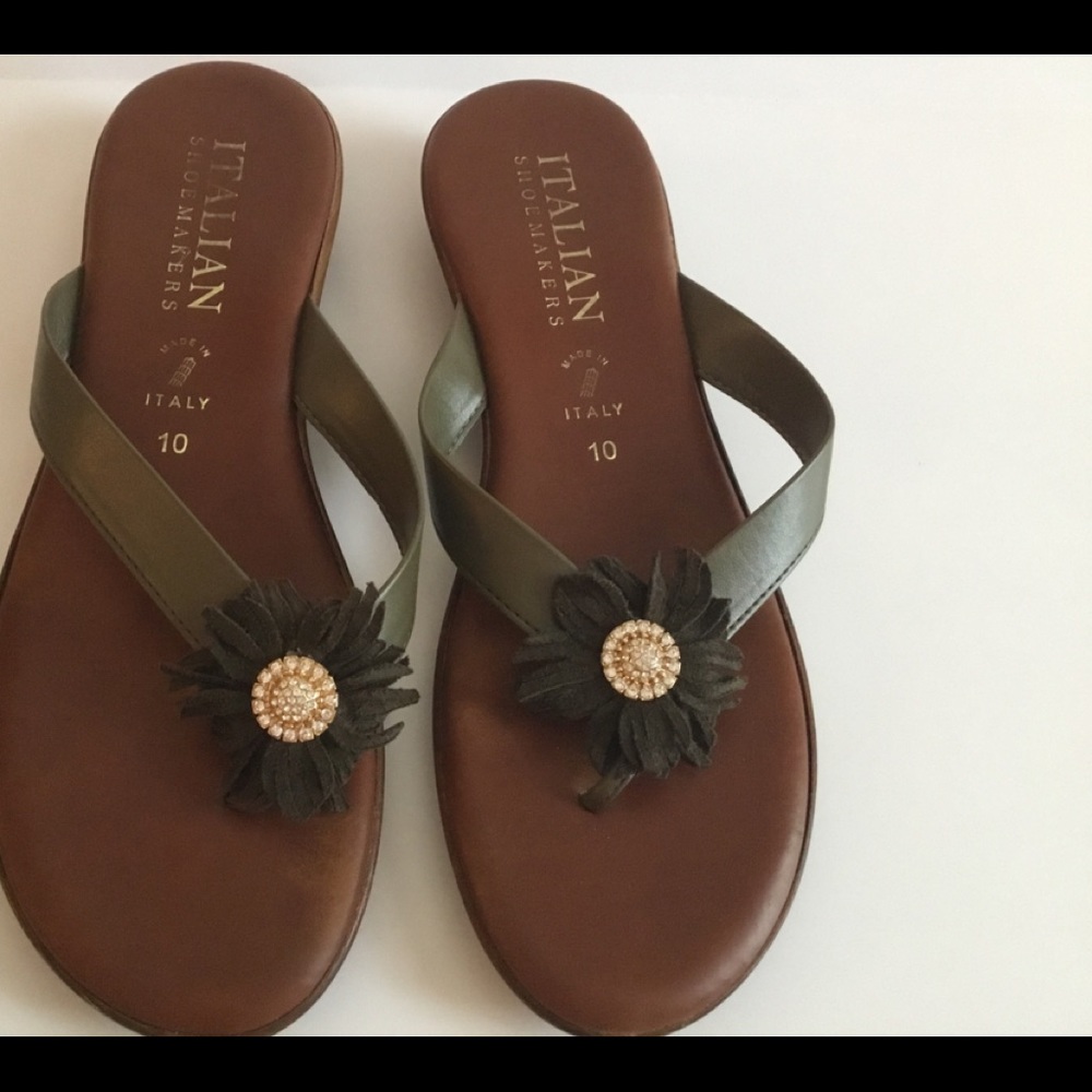 Ladies Size 10 Italian shoemakers sandals